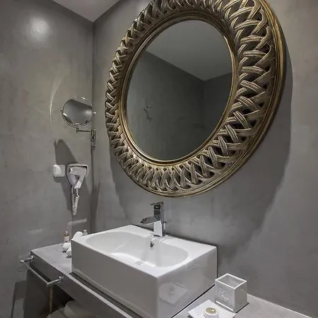 Evais Boutique & Luxury Κάρυστος